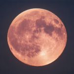 El Espectáculo Encantador de la Luna de Sangre: Un Eclipse Lunar Total para Deslumbrar a los Observadores de Estrellas en Todo el Mundo
