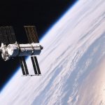 La atrevida persecución nocturna de SpaceX Crew-10 hacia la Estación Espacial Internacional